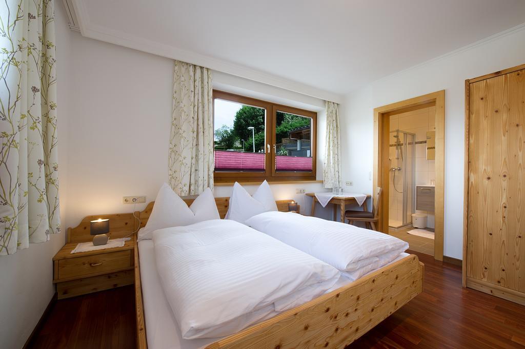Pension Edelweiss Sankt Johann im Pongau Bagian luar foto